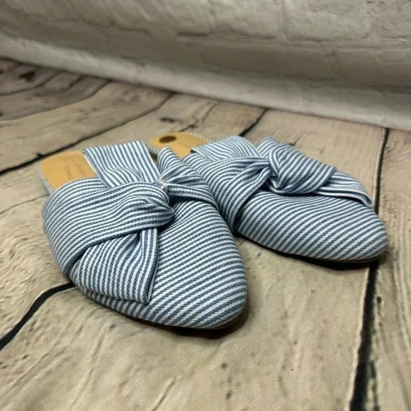 LC Lauren Conrad Railroad Stripe Canvas Mules Slides 10 Blue/White w/ Bow Flats - Picture 1 of 6